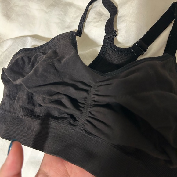 Old Navy Black Ruched Sport Bra - size small - Picture 3 of 3